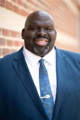 Dr. Roosevelt Nivens